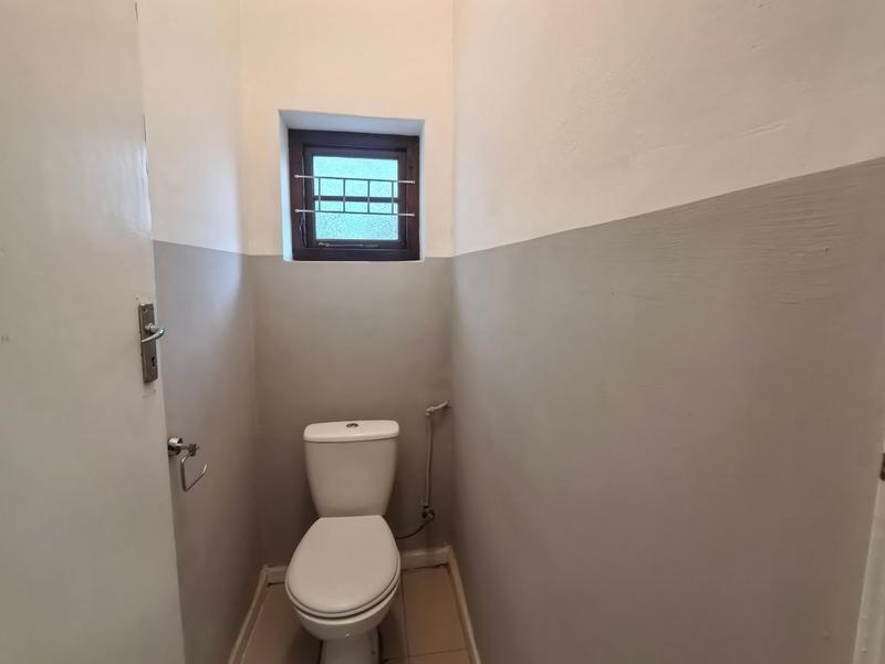 To Let 2 Bedroom Property for Rent in Green Point Western Cape